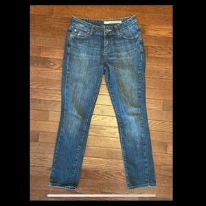 DKNY Women's Petite Medium Wash Skinny Tapered Leg Jeans Size 2L Mid Rise